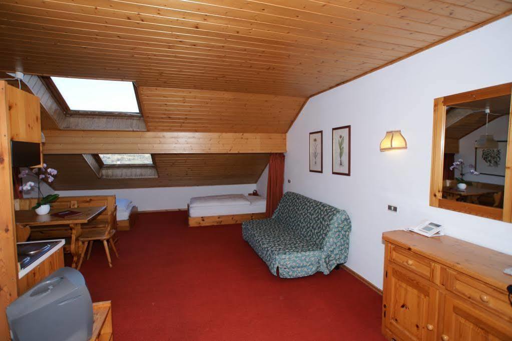Hotel Resort Veronza Cavalese Eksteriør bilde