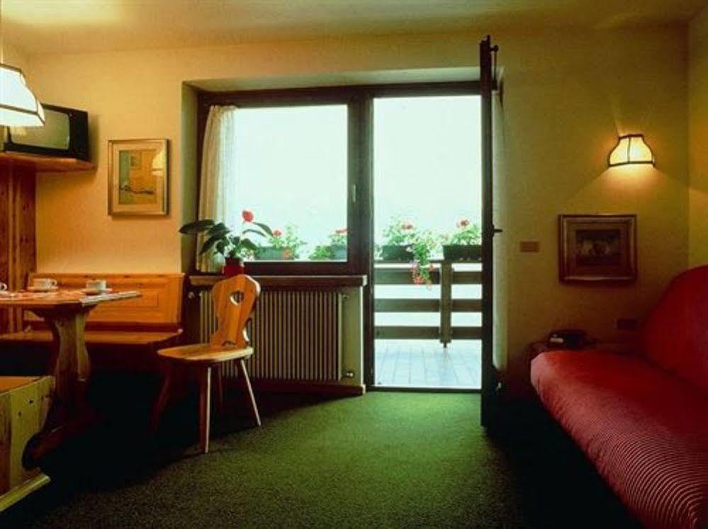 Hotel Resort Veronza Cavalese Eksteriør bilde